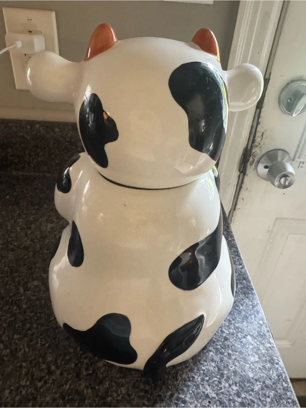 VTG Ceramic Cow Cookie Jar in White, Black and Orange